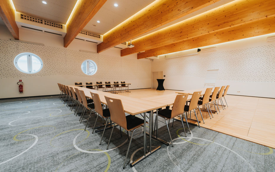 vyber konferencie kastiel gbelany